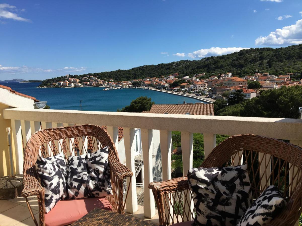 Amazing Sea View Apartment Tisno